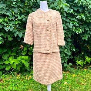 1950’s/60’s pink & cream houndstooth skirt set